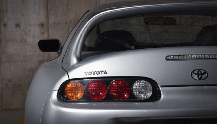 نمای پشتی تویوتا سوپرا مدل ۱۹۹۵