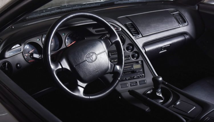 نمای داخلی تویوتا سوپرا مدل ۱۹۹۵