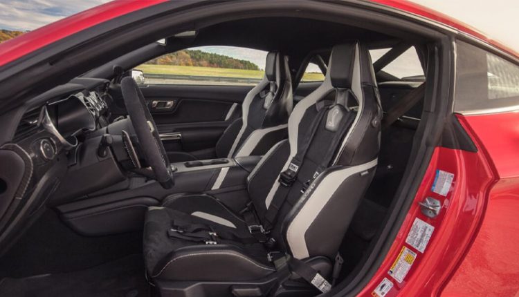 نمای داخلی فورد موستانگ شلبی GT500