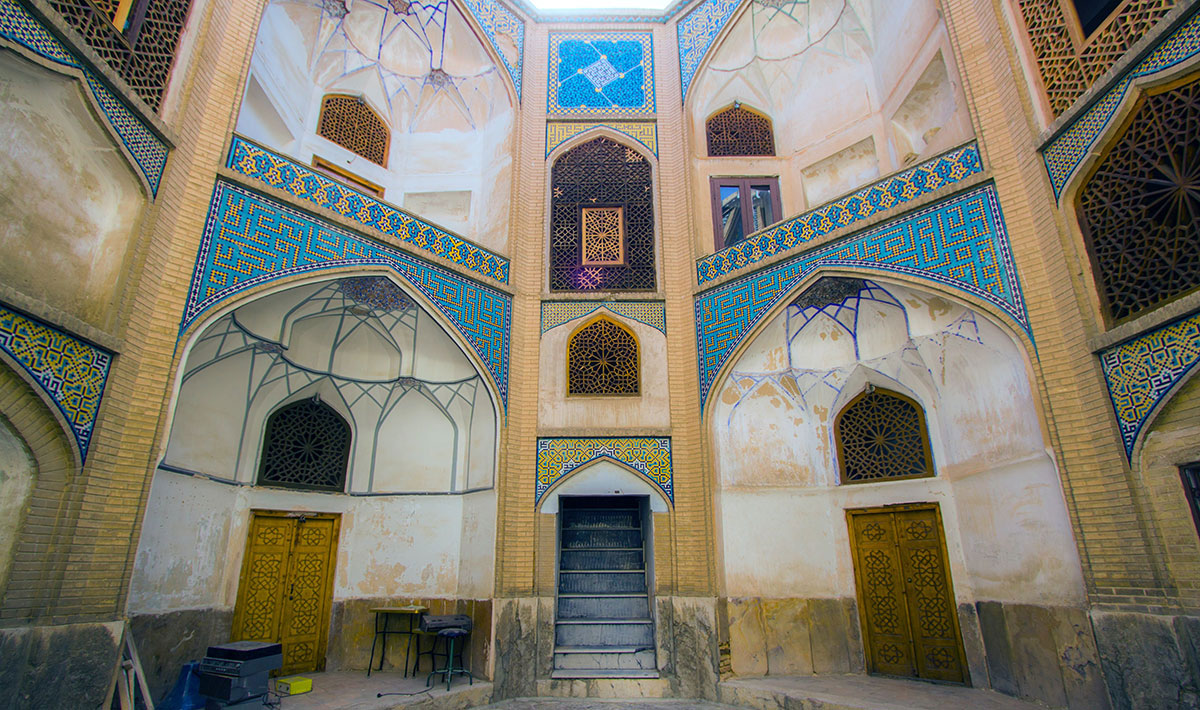 معماری داخل مسجد
