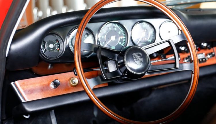 نمای داخلی پورشه ۹۱۱ مدل ۱۹۶۳