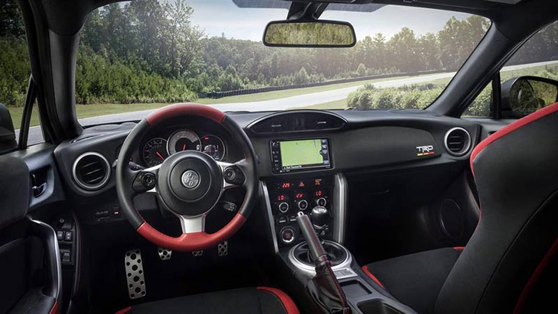 مقایسه تویوتا GT86 با جنسیس کوپه