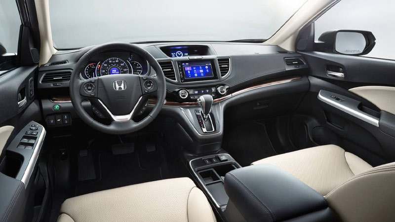 نمای داخل هوندا CR-V تیپ EX-L