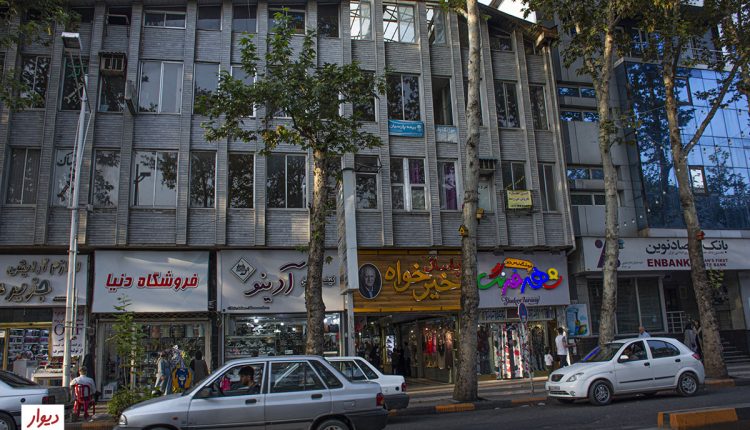 ساختمان تجاری اداری در لاهیجان