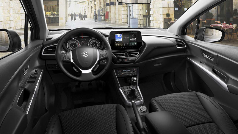 نمای داخل سوزوکی SX4 S-Cross مدل ۲۰۲۲