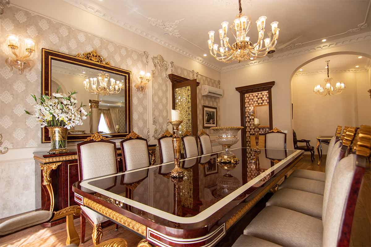 دکوراسیون سلطنتی در اتاق ناهارخوری