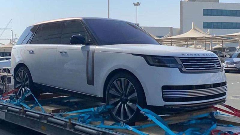 محصول جدید رنج‌روور در قطر فرود آمد