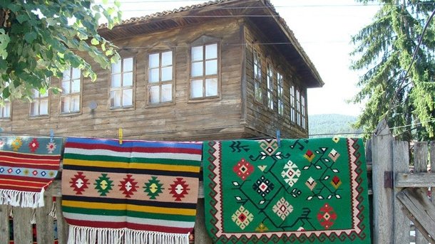 تاریخچه فرش بلغارستان