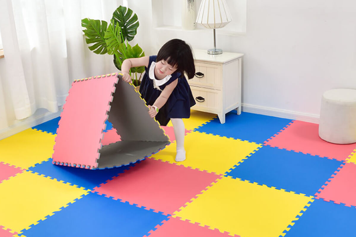 پوشش لاستیکی برای کف اتاق کودک